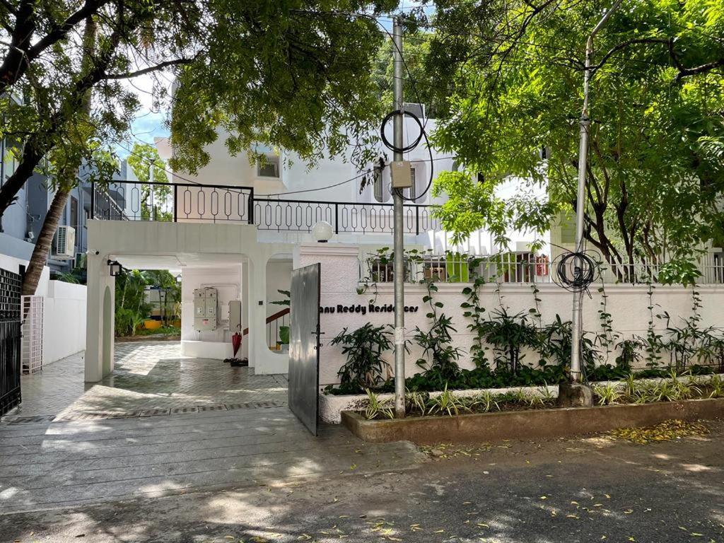 Hanu Reddy Residences - Nawab Habibullah Avenue Chennai Exterior photo